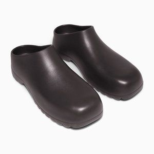 COS Square-Toe Molded Clogs